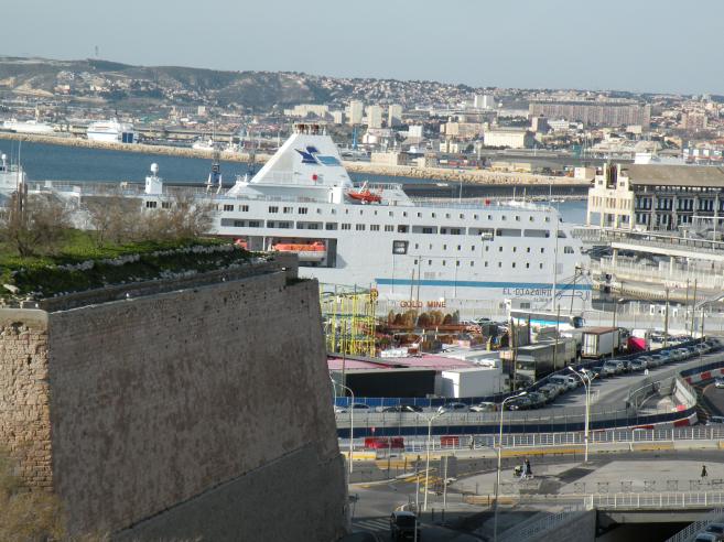  Car Ferry algérien